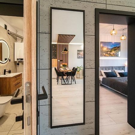 Апартаменты Apartament Duzy Staw Еленя-Гура Экстерьер фото