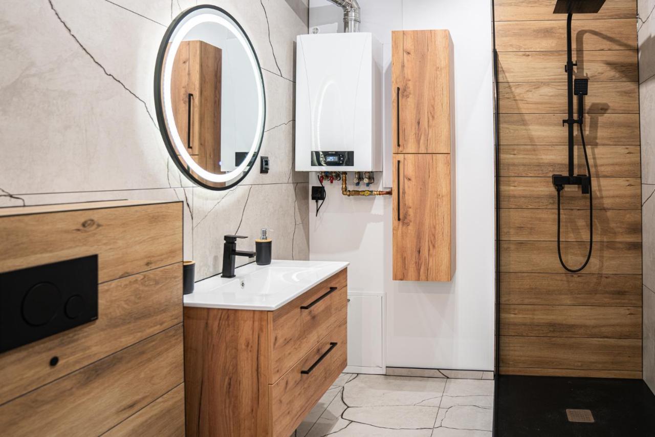 Апартаменты Apartament Duzy Staw Еленя-Гура Экстерьер фото