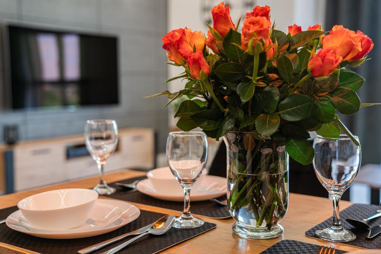 Апартаменты Apartament Duzy Staw Еленя-Гура Экстерьер фото