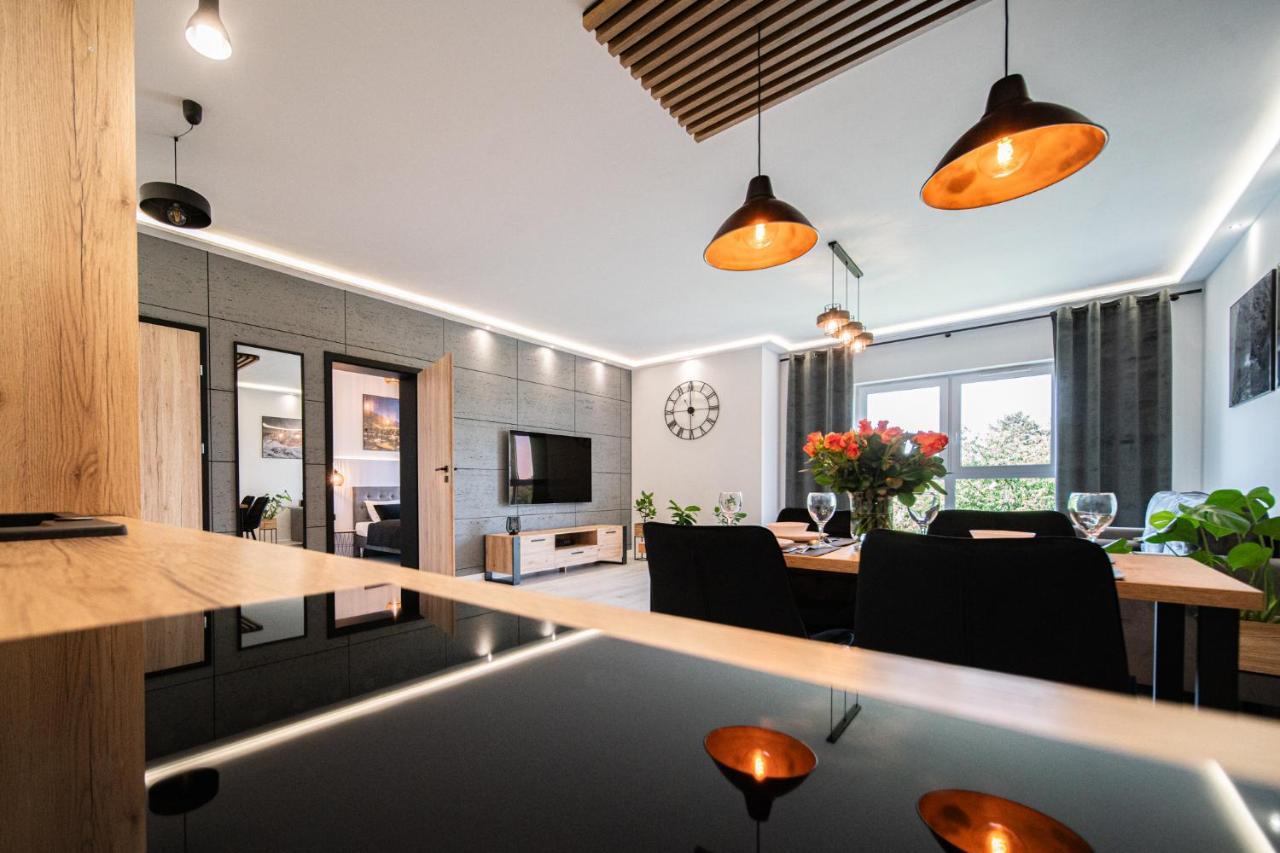 Апартаменты Apartament Duzy Staw Еленя-Гура Экстерьер фото